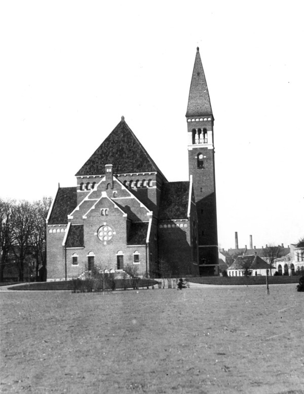 Ansgar kirke kort efter indv. 1902